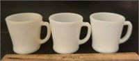 (3)ANCHOR HOCKING CUPS