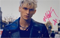 Autograph Machine Gun Kelly Photo