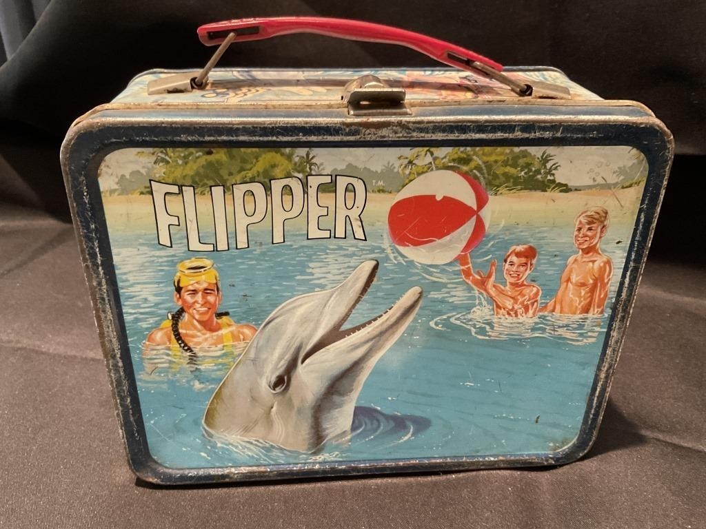 Flipper Lunch Box!