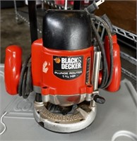 Black & Decker RP 200 Plunge Router