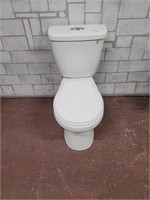 Water saving toilet (in very good condition)