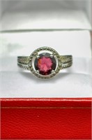 Garnet diamond ring
