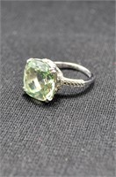 8ct green sapphire solitaire ring