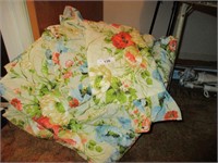 Floral double bedspread and two shams