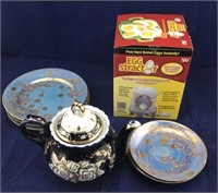 Cobalt Tea Pot, Shofu Dessert and Cup Plates and
