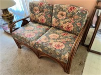 LR-Vintage Rattan Love Seat