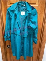 Ladies Misty Harbor sz 8 raincoat