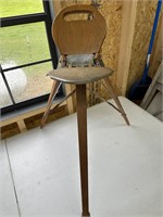 Tri pod stool