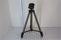 TRIPOD WITH ADAPTER