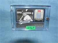 Thurman Munson game used material insert baseball