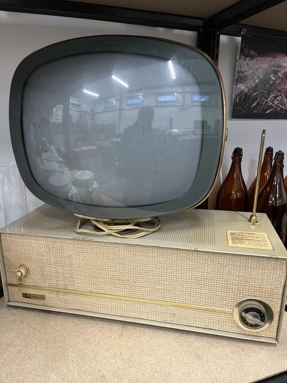 RARE! Mid Century Philco Television