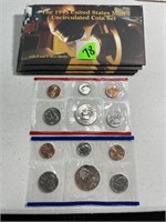 (4) 1995 Uncirculated Mint Sets