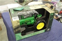 NIB JD "B" 1/8th Scale Tractor