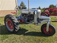 Silver King Model 3, tractor, runs and drives