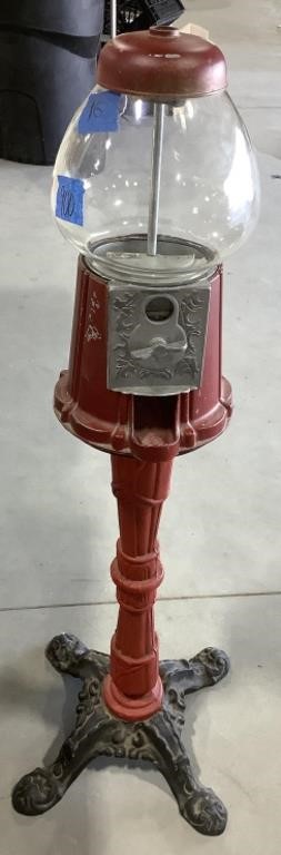 Cast Iron gumball machine-missing top cap