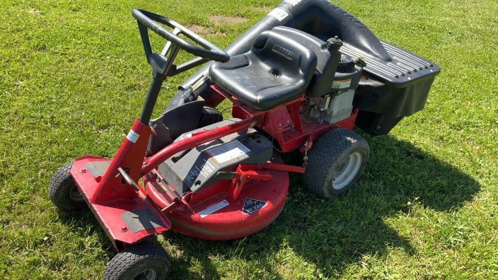 Snapper Mower w Grass Collection System (Off-Site)