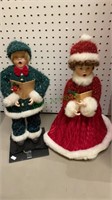 Lot of two Christmas Caroling  figurines - 15