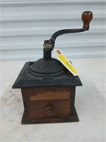 Colonial coffee grinder 1797