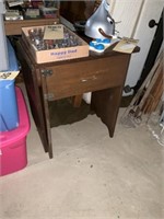 Sewing machine stand (no machine)