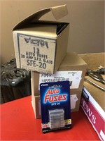 3 boxes SFE glass fuses-12 cards, 5 fuses per card