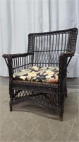 WICKER ARM CHAIR