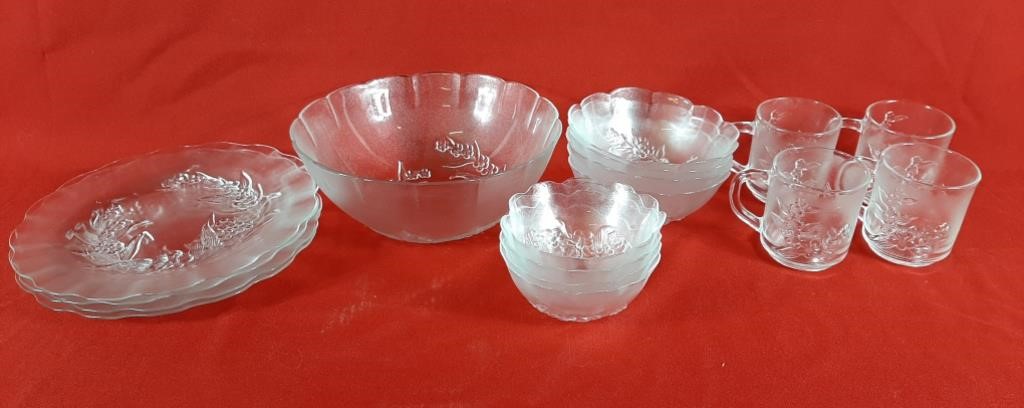 Vintage 17 Piece KIG Indonesia Glass Dish Set