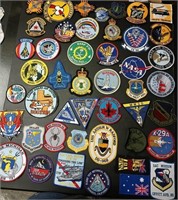 W - LOT OF COLLECTIBLE PATCHES (L81)