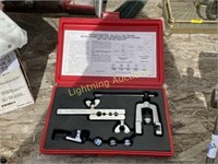 BLUE POINT METRIC FLARING TOOL