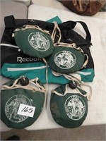 Reebok bag & 4 Official trail Canteen's