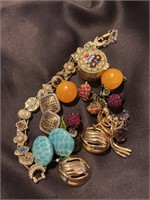 Lot of 10 Vintage Jewelry