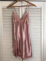 WOMEN'S SLIP DRESS MEDIUM