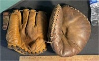 91’s Wilson And A2195 Wilson Vintage Baseball