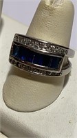 10KT Diamond and Sapphire Ring 6.6g tw