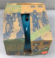 Alpha bicycle helmet new in original box size