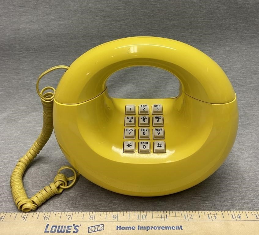 Retro Western Electric Donut Phone