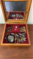 Jewelry Box Incl. Costume Jewelry