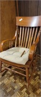 Wooden Rocking Chair 22x19x34 (Missing Two Side