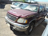 2000 Ford Expedition 1FMPU18L3YLB64985 Red