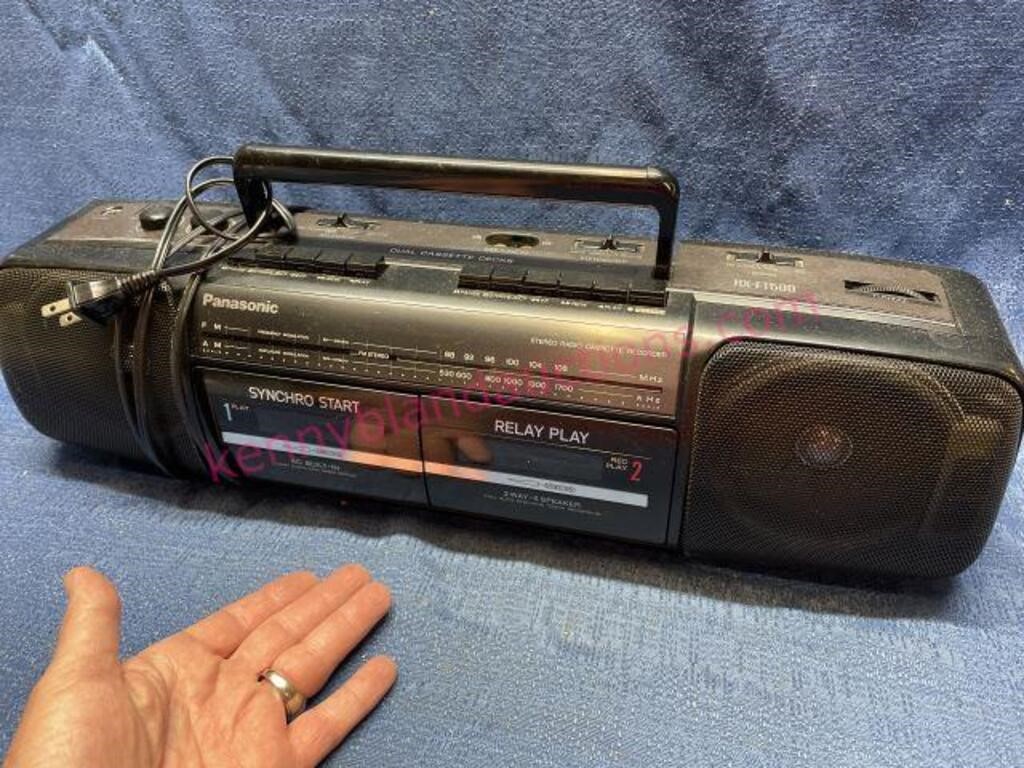Vtg Panasonic RX-FT500 boombox radio