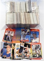 APPROX 800 MIXED SPORTS CARDS
