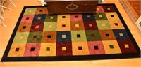 Floor rug - great condition - 5' x 8'