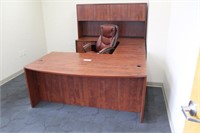 **HUDSON, WI** Office Desk & Chair, Approx 30"x71"