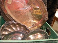 LARGE LOT VINTAGE SILVER PLATE SERVING TRAYS