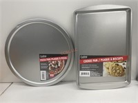 New Cooking Concepts Pizza and Cookie Pans