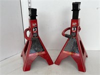 2 Big Red 3 Ton jack stands