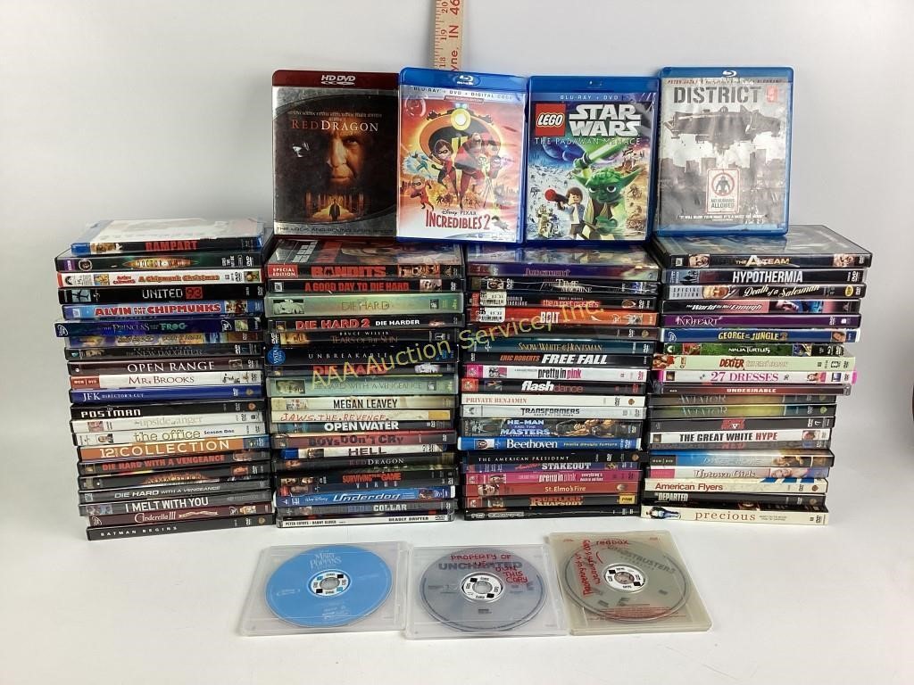 Lot of DVDS: Pretty in Pink, Princess & The Frog,