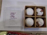 4 LILLY STAG ORNAMENTS