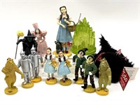 Wizard of Oz Figures and Toto Beanie Dog
-