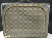 20"x25'x7"Vintage Leather & Cloth Zip Top Suitcase