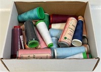 GOOD LOT OF ASSORTED VINTAGE THREAD INCL NEW